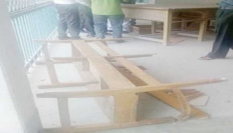 কলেজে ভাঙচুর ৫ মিনিট আগে খাতা নেয়ার অভিযোগেকলেজে ভাঙচুর ৫ মিনিট আগে খাতা নেয়ার অভিযোগে